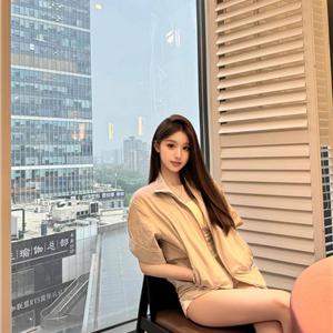 下沙区浙江传媒学院小妤