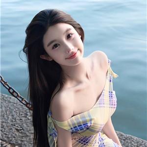Frankfort外围留学生Maria
